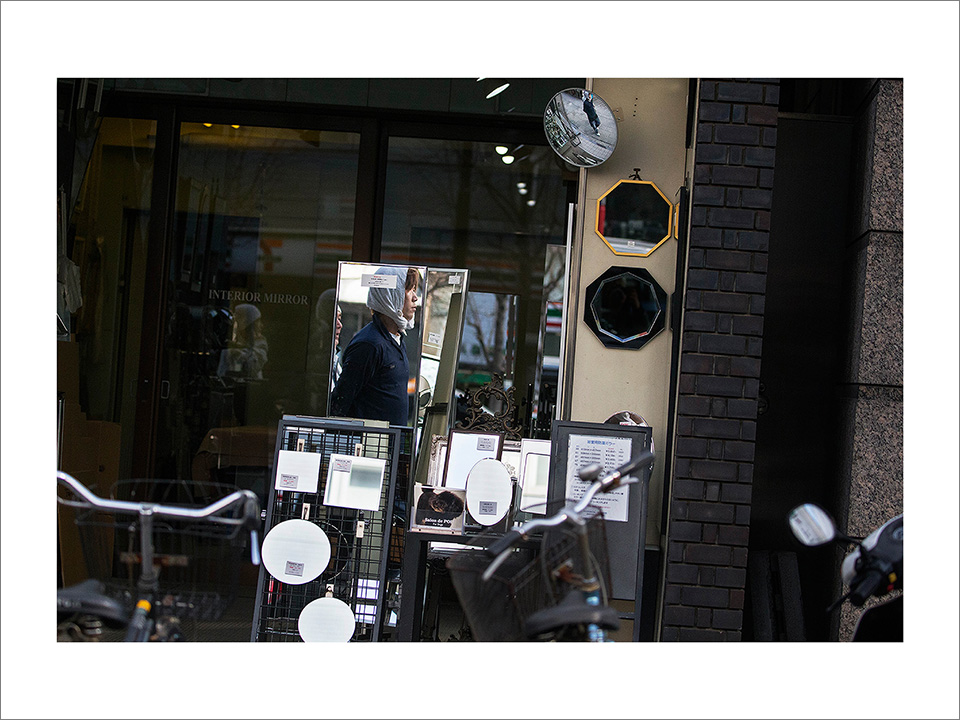写真家 立木義浩 × 写真家 名越啓介 × アートディレクター 町口 景「月並みこそ黄金」