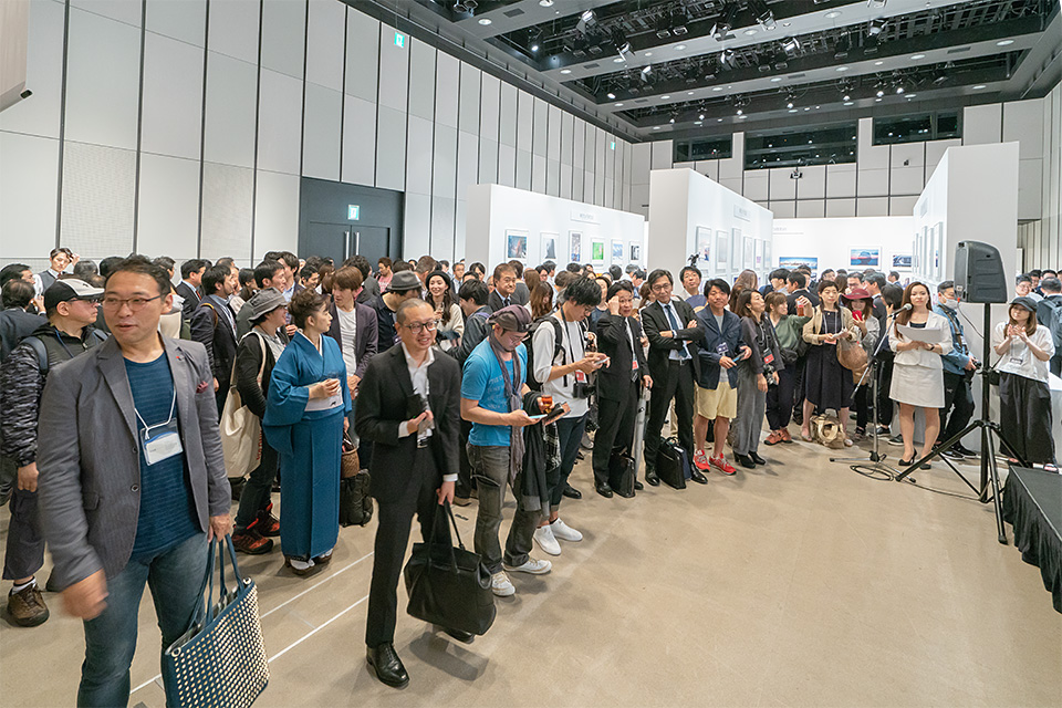 レセプションの様子:東京カメラ部2018写真展